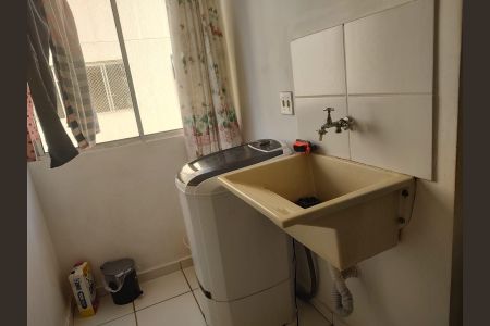 Área de serviço de apartamento para alugar com 2 quartos, 42m² em Residencial Cosmos, Campinas