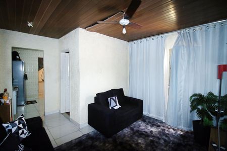 Casa à venda com 300m², 2 quartos e 1 vagaSala
