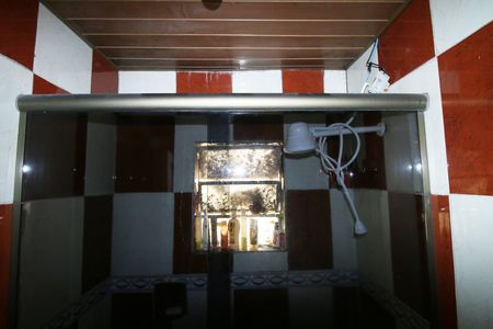Banheiro Social de casa à venda com 2 quartos, 300m² em Vila Kosmos, Rio de Janeiro
