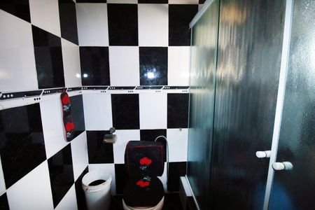 Casa à venda com 300m², 2 quartos e 1 vagaBanheiro da Suíte