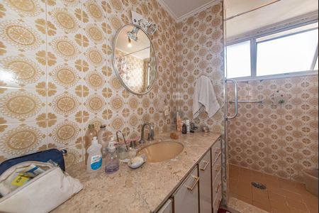 Apartamento à venda com 134m², 4 quartos e 2 vagas Apartamento à venda com 134m², 4 quartos e 2 vagasBanheiro da Suíte