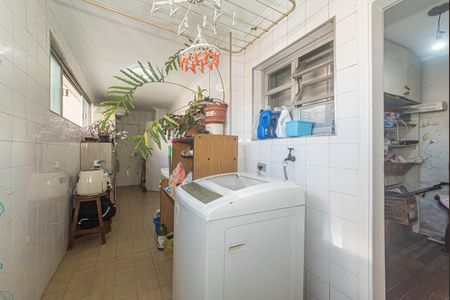 Apartamento à venda com 134m², 4 quartos e 2 vagas Apartamento à venda com 134m², 4 quartos e 2 vagasLavanderia