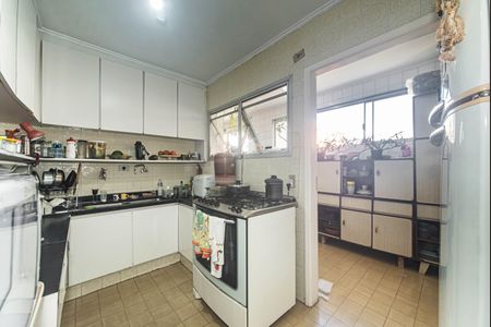 Apartamento à venda com 134m², 4 quartos e 2 vagas Apartamento à venda com 134m², 4 quartos e 2 vagasCozinha