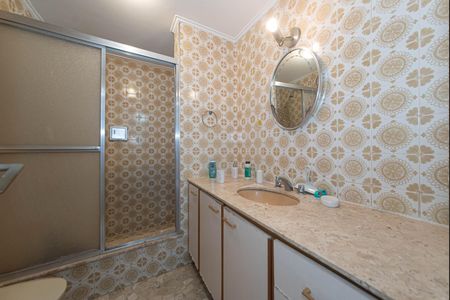 Apartamento à venda com 134m², 4 quartos e 2 vagas Apartamento à venda com 134m², 4 quartos e 2 vagasBanheiro Social
