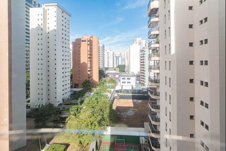 Apartamento à venda com 134m², 4 quartos e 2 vagas Apartamento à venda com 134m², 4 quartos e 2 vagasQuarto 2 - Vista
