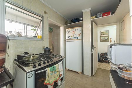 Apartamento à venda com 134m², 4 quartos e 2 vagas Apartamento à venda com 134m², 4 quartos e 2 vagasCozinha