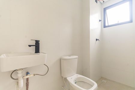 Banheiro de apartamento à venda com 1 quarto, 50m² em Vila Aricanduva, São Paulo