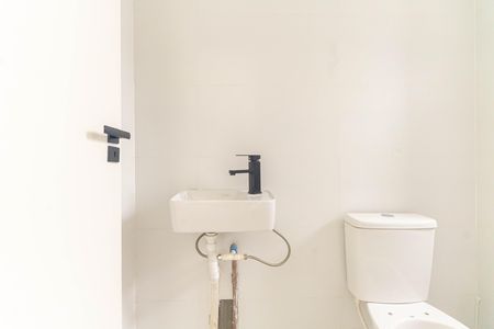Banheiro de apartamento à venda com 1 quarto, 50m² em Vila Aricanduva, São Paulo