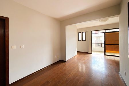 Apartamento à venda com 165m², 3 quartos e 2 vagas Apartamento à venda com 165m², 3 quartos e 2 vagasSala