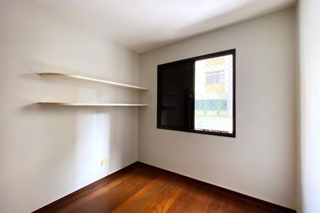 Apartamento à venda com 165m², 3 quartos e 2 vagas Apartamento à venda com 165m², 3 quartos e 2 vagasQuarto 3