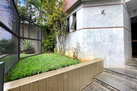 Apartamento à venda com 165m², 3 quartos e 2 vagas Apartamento à venda com 165m², 3 quartos e 2 vagasÁrea comum