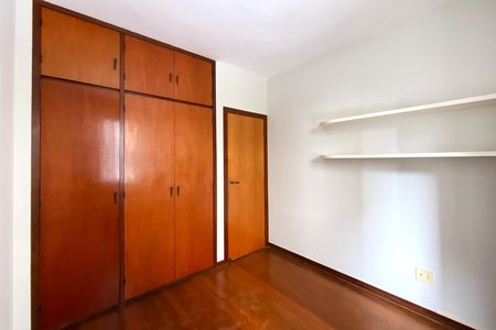 Apartamento à venda com 165m², 3 quartos e 2 vagas Apartamento à venda com 165m², 3 quartos e 2 vagasQuarto 3