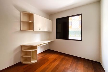 Apartamento à venda com 165m², 3 quartos e 2 vagas Apartamento à venda com 165m², 3 quartos e 2 vagasQuarto 2