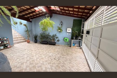 Garagem de casa à venda com 3 quartos, 130m² em Jardim Esmeralda, São Paulo