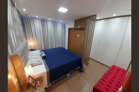 Casa à venda com 198m², 3 quartos e 4 vagasQuarto