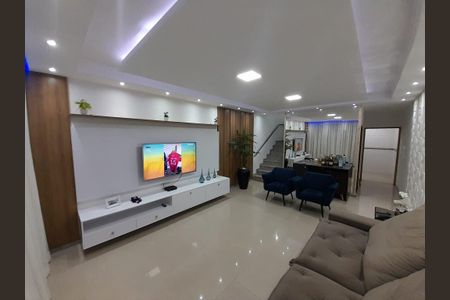 Sala de casa à venda com 3 quartos, 198m² em Vila Alice, Santo André