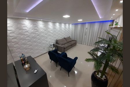 Sala de casa à venda com 3 quartos, 198m² em Vila Alice, Santo André