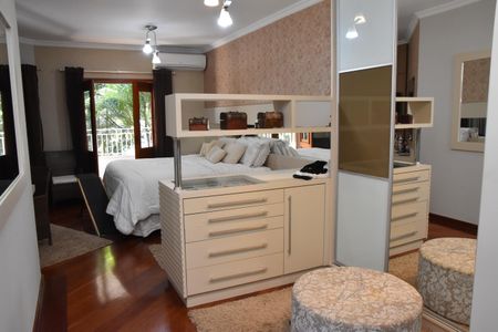 Casa de condomínio à venda com 200m², 4 quartos e 3 vagas Casa de condomínio à venda com 200m², 4 quartos e 3 vagassuite 1