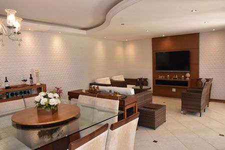 Casa de condomínio à venda com 200m², 4 quartos e 3 vagas Casa de condomínio à venda com 200m², 4 quartos e 3 vagassala