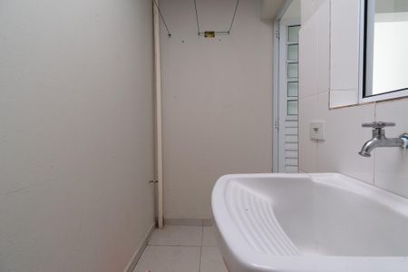 Casa de condomínio para alugar com 60m², 2 quartos e sem vaga Casa de condomínio para alugar com 60m², 2 quartos e sem vagaÁrea de Serviço
