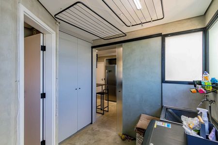 Apartamento à venda com 149m², 2 quartos e 3 vagas Apartamento à venda com 149m², 2 quartos e 3 vagasLavanderia