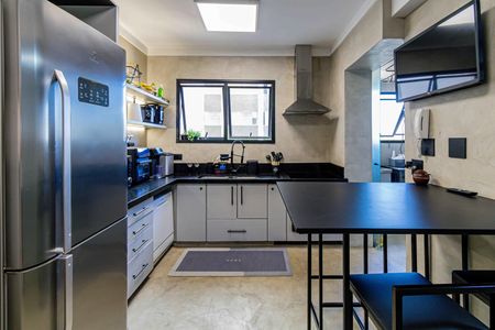 Apartamento à venda com 149m², 2 quartos e 3 vagas Apartamento à venda com 149m², 2 quartos e 3 vagasCozinha