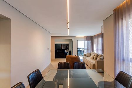Apartamento à venda com 149m², 2 quartos e 3 vagas Apartamento à venda com 149m², 2 quartos e 3 vagasSala
