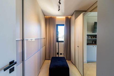 Apartamento à venda com 149m², 2 quartos e 3 vagas Apartamento à venda com 149m², 2 quartos e 3 vagasSuite 01 - Closet