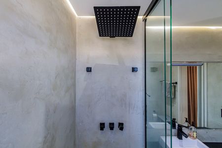 Apartamento à venda com 149m², 2 quartos e 3 vagas Apartamento à venda com 149m², 2 quartos e 3 vagasSuite 01 - Banheiro