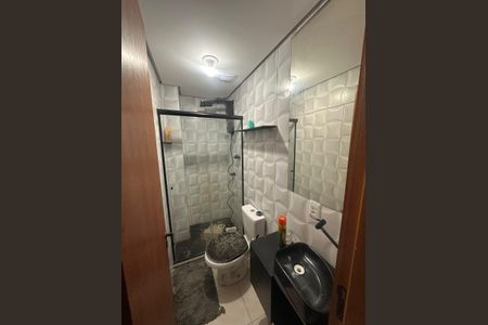 Banheiro de apartamento para alugar com 1 quarto, 40m² em Jardim Algarve, Viamão