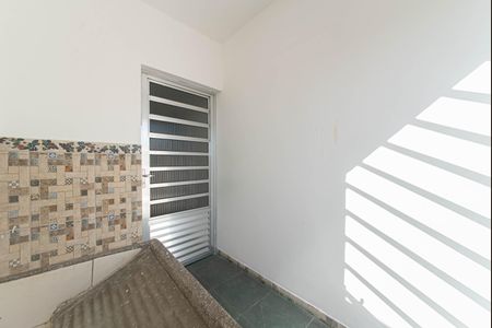 Casa à venda com 183m², 2 quartos e 2 vagas Casa à venda com 183m², 2 quartos e 2 vagasLavanderia