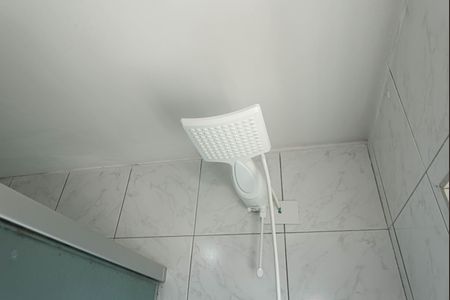Casa à venda com 183m², 2 quartos e 2 vagas Casa à venda com 183m², 2 quartos e 2 vagasBanheiro