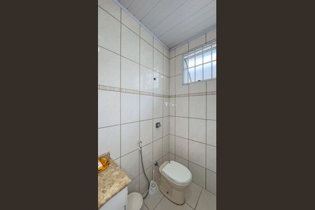 Casa à venda com 183m², 4 quartos e 2 vagasCasa 2 - Banheiro social