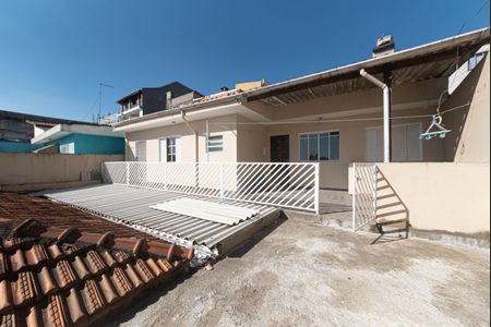 Casa à venda com 183m², 2 quartos e 2 vagas Casa à venda com 183m², 2 quartos e 2 vagasQuintal