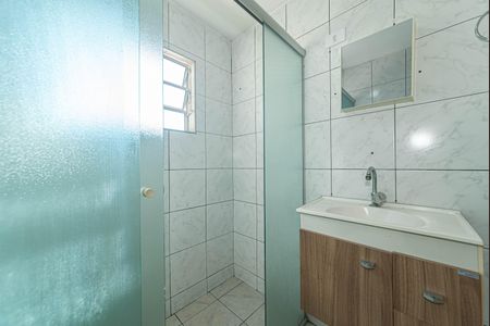 Casa à venda com 183m², 2 quartos e 2 vagas Casa à venda com 183m², 2 quartos e 2 vagasBanheiro