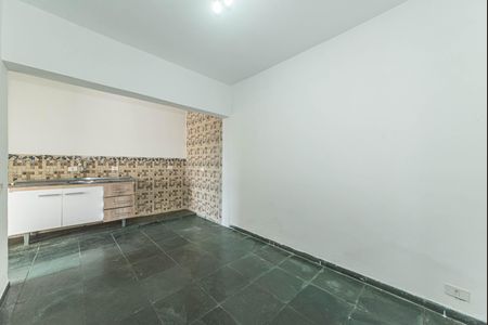 Casa à venda com 183m², 2 quartos e 2 vagas Casa à venda com 183m², 2 quartos e 2 vagasCozinha