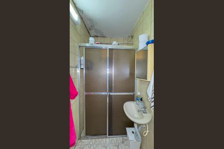 Casa à venda com 183m², 4 quartos e 2 vagasCasa 2 - Banheiro da Suíte