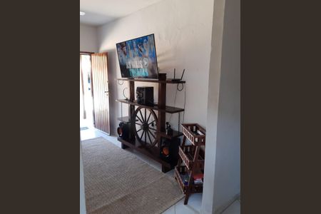 Sala de casa para alugar com 4 quartos, 360m² em Caminho de Búzios, Cabo Frio