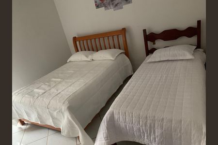 Casa para alugar com 360m², 4 quartos e 4 vagas Casa para alugar com 360m², 4 quartos e 4 vagasQuarto