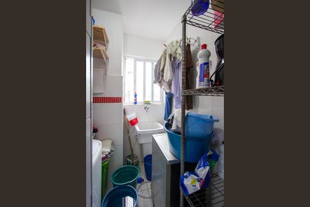 Apartamento para alugar com 75m², 2 quartos e 1 vagaÁrea de Serviço