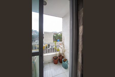 Varanda da Sala de apartamento para alugar com 2 quartos, 75m² em Sete Pontes, São Gonçalo