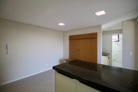 Sala de apartamento para alugar com 2 quartos, 45m² em Atuba, Curitiba