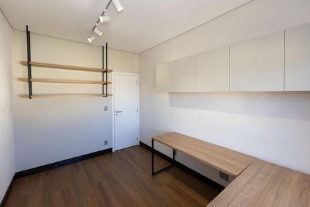 Casa de condomínio para alugar com 360m², 4 quartos e 4 vagas Casa de condomínio para alugar com 360m², 4 quartos e 4 vagasQuarto 1