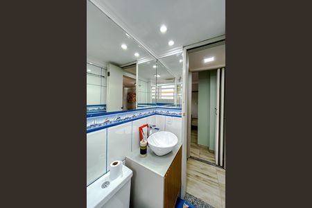 Apartamento para alugar com 50m², 2 quartos e 1 vaga Apartamento para alugar com 50m², 2 quartos e 1 vagaBanheiro