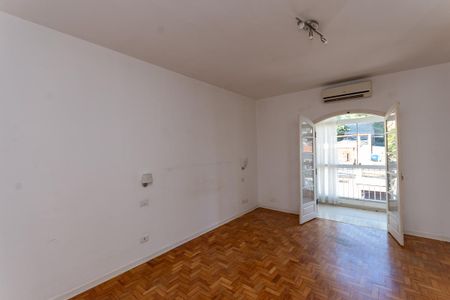 Casa à venda com 192m², 3 quartos e 2 vagas Casa à venda com 192m², 3 quartos e 2 vagasQuarto 1 Suíte