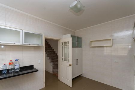 Cozinha de casa para alugar com 3 quartos, 192m² em Lapa, São Paulo