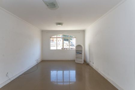Casa à venda com 192m², 3 quartos e 2 vagas Casa à venda com 192m², 3 quartos e 2 vagasSala