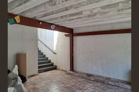 Garagem de casa para alugar com 3 quartos, 192m² em Lapa, São Paulo