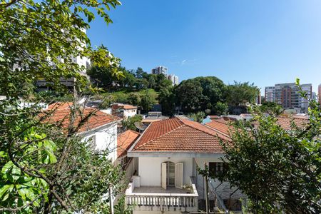 Casa à venda com 192m², 3 quartos e 2 vagas Casa à venda com 192m², 3 quartos e 2 vagasQuintal