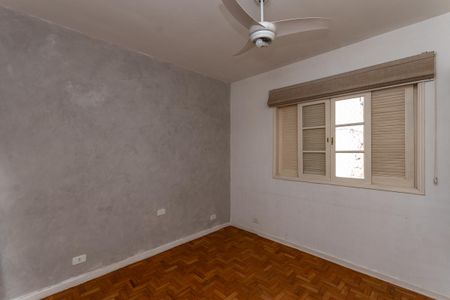 Casa à venda com 192m², 3 quartos e 2 vagas Casa à venda com 192m², 3 quartos e 2 vagasQuarto 2